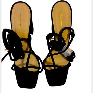 Black Lace Up Block Heel Sandal